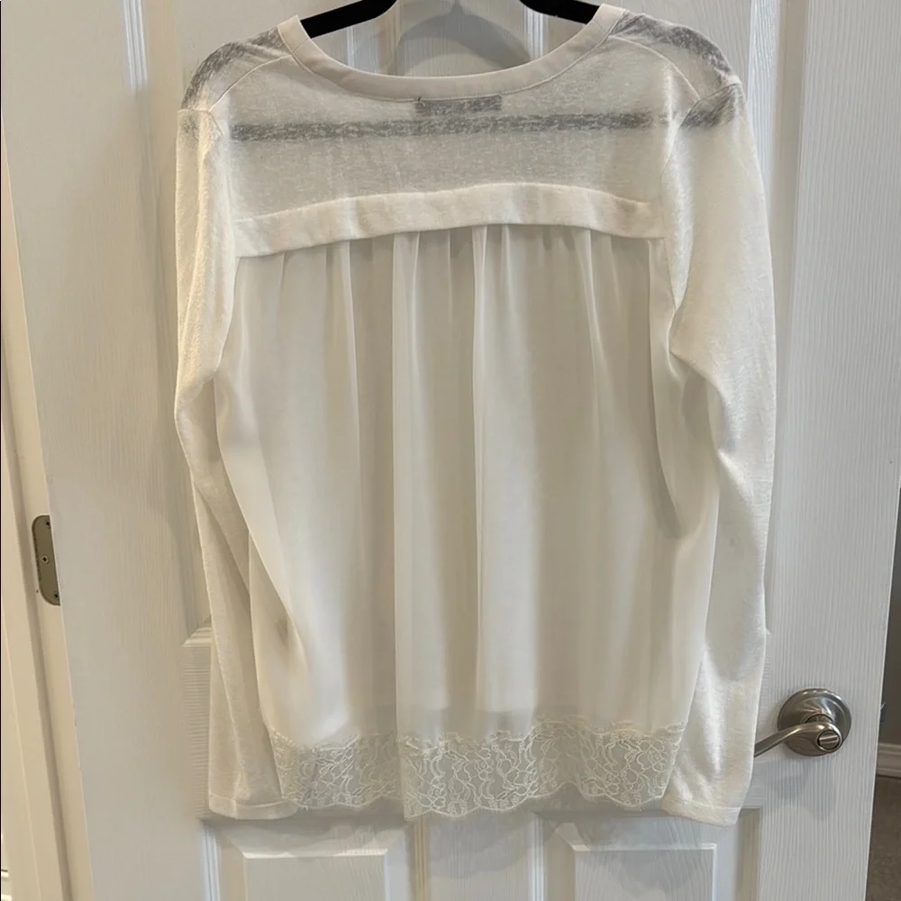 Vici—Sugarlips White V-Neck Relaxed Blouse